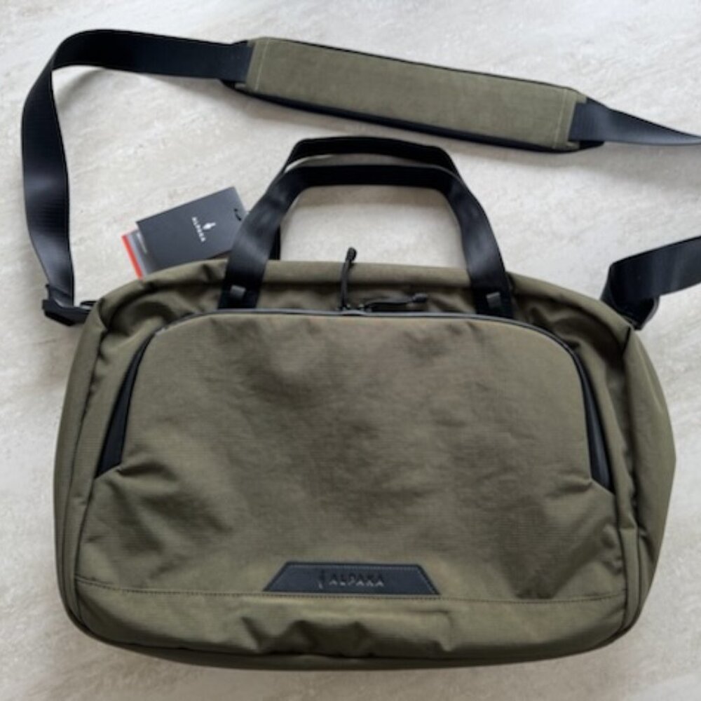 Alpaka Bravo Brief Bag NWT